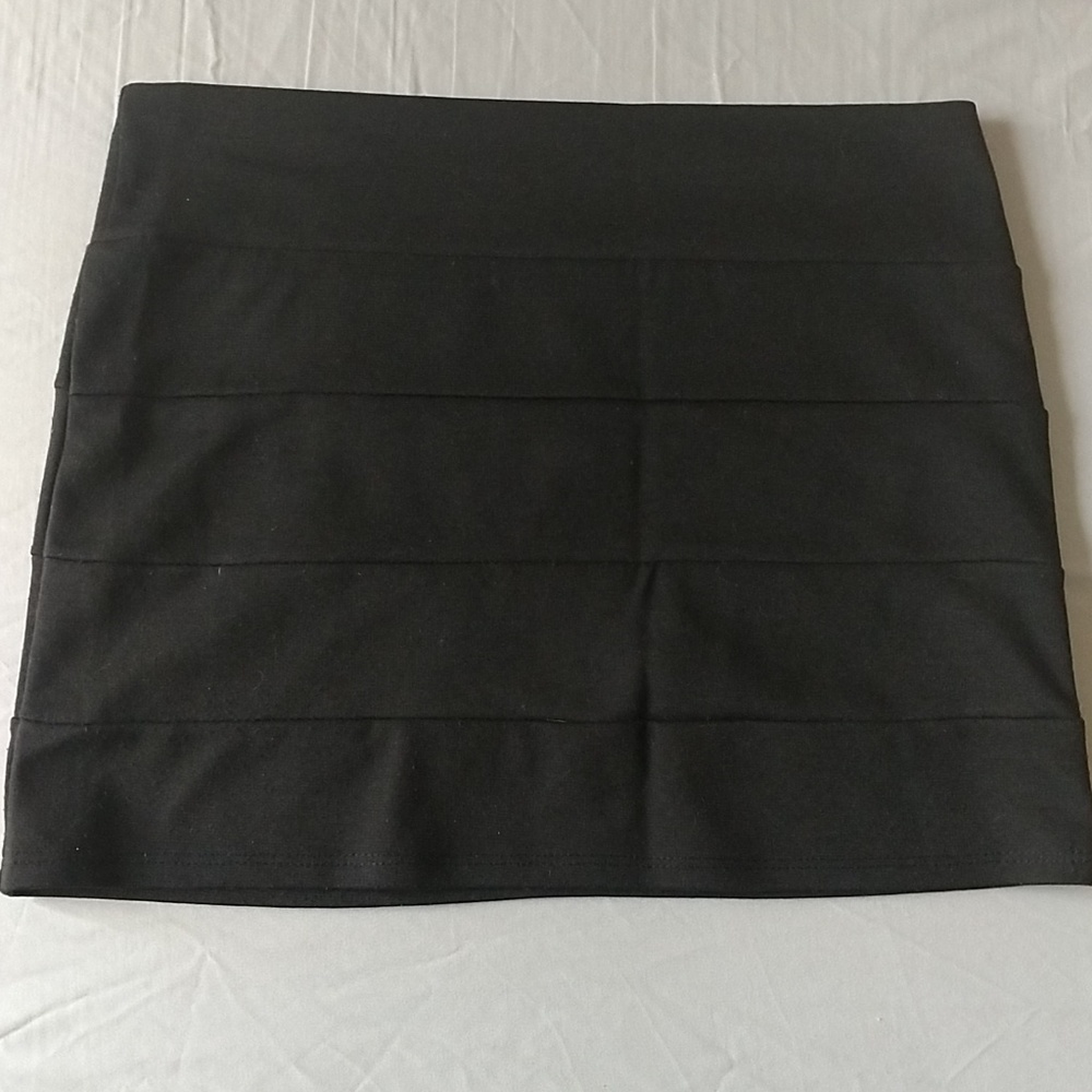 Short black skirt